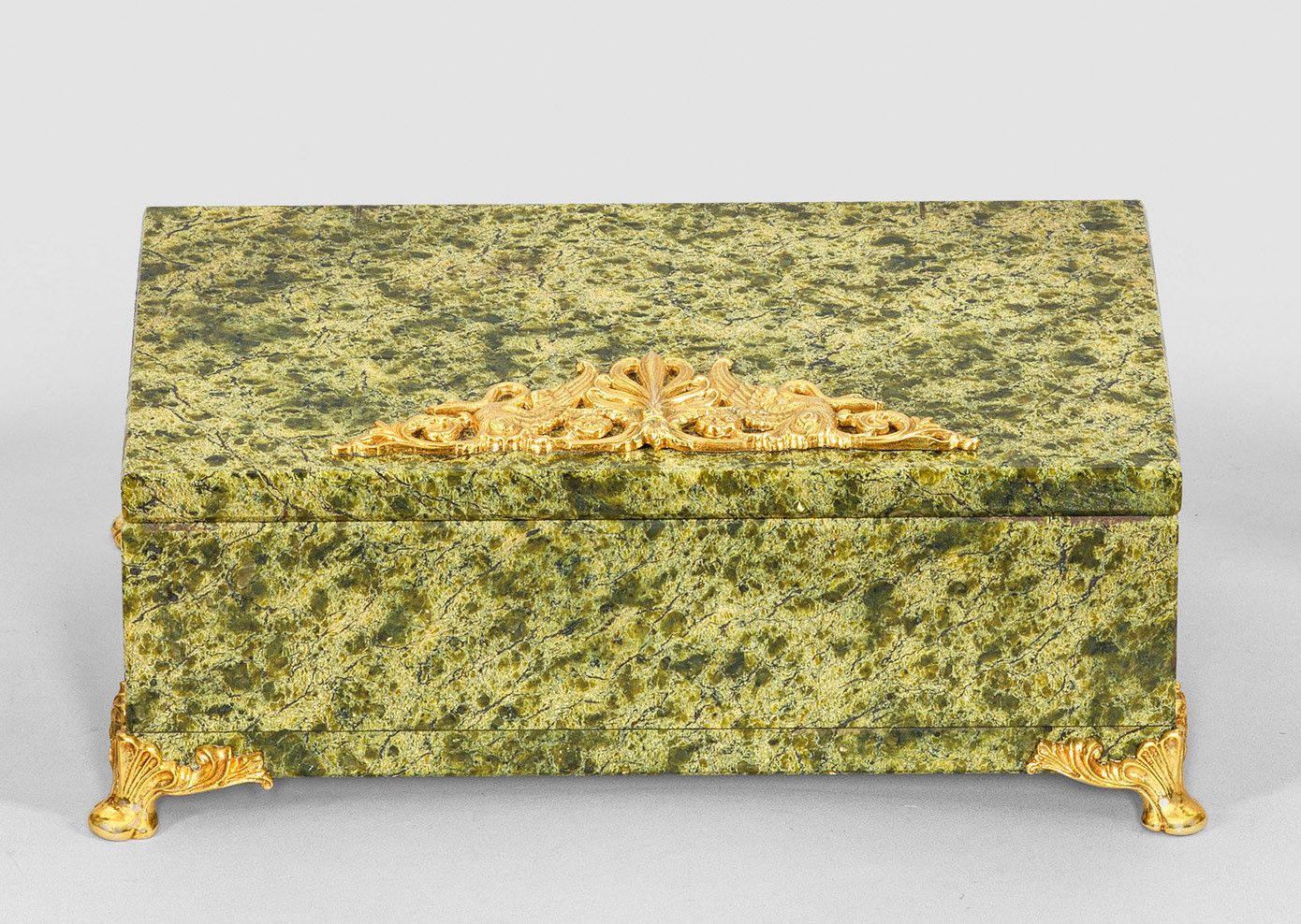 Objets d'art & Curiosités