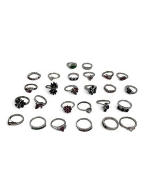 an image of a bunch of rings sitting on top of each other