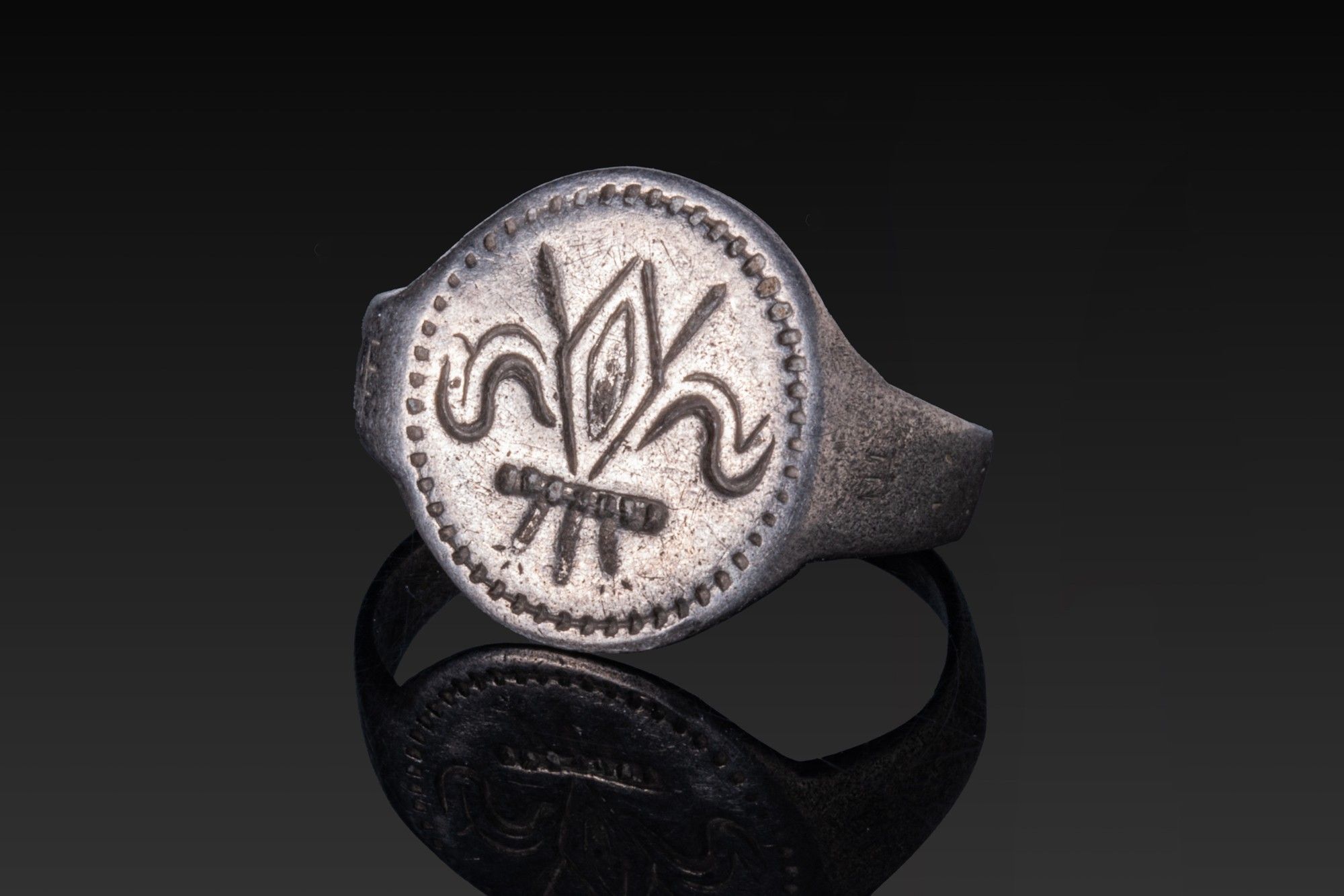 Objets d'art & Curiosités