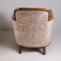 Paire de fauteuils club. Vers 1930. (photo 4)