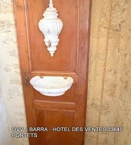 Fontaine murale avec support en Moustier (vendu sans la port…