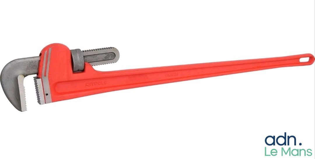Clé serre tube en acier KS TOOLS 111.