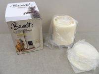 BANDIT - Un distributeur de croquettes intelligent couleur c…