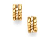 une paire de boucles d'oreilles en or jaune 18 carats et diamants