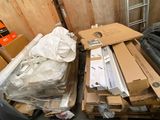a pile of boxes that are sitting on a pallet