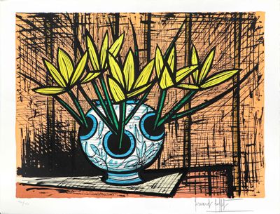 un dessin représentant un vase contenant des fleurs jaunes