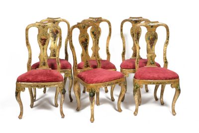 SUITE DE SIX CHAISES En bois peint, à motifs de fruits et fl… - Photo 1