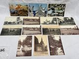 de nombreuses photos anciennes d'une église en pleine journée