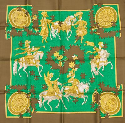 foulard en soie vert et or représentant un homme à cheval