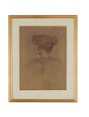 un dessin représentant une femme avec un chignon