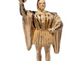 figurine représentant un homme tenant un éventail sur fond blanc