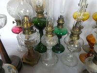 Ensemble de 20 lampes à pétrole, différentes taille, porcela… (photo 4)