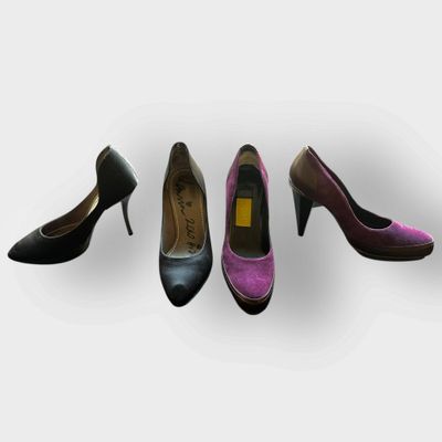 LANVIN Paire d'escarpins pourpres T38, et une paire d'escarp…