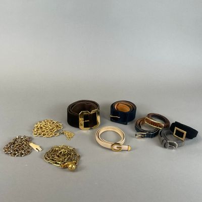 Ensemble de dix ceintures comprenant :