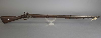 FUSIL réglementaire Ml 1822, platine à silex transformé à pe…