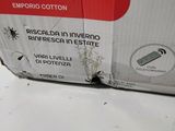 a box that has a picture of a cell phone inside of it