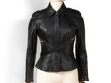 veste en cuir noir sur un mannequin, mannequin, mannequin, mannequin, mannequin, mannequin, mannequin, mannequin, mannequin