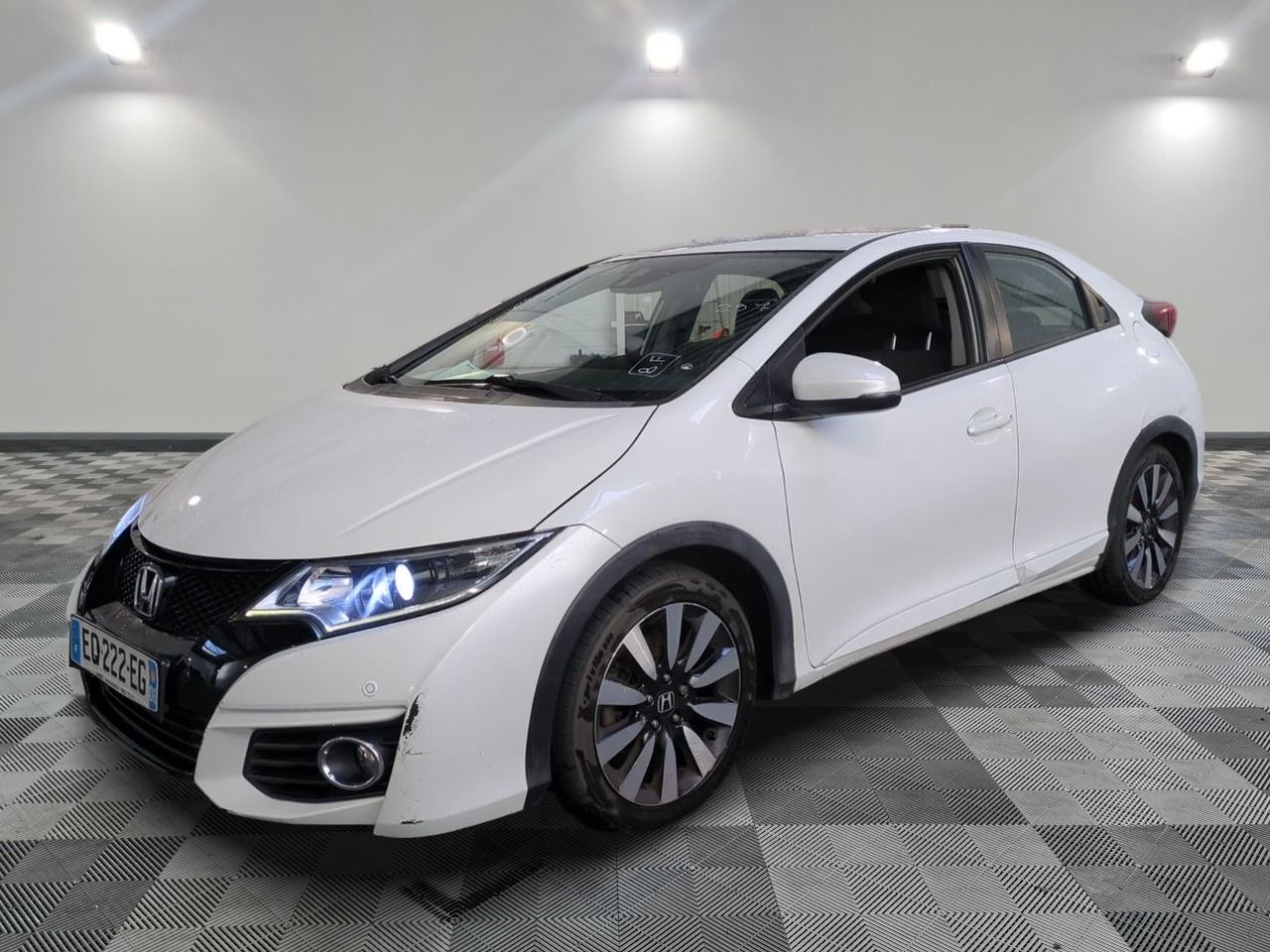 Honda Civic 1.6 I-DTEC 120 Vailante - État à vérifier