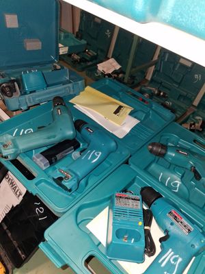a lot of tools that are sitting on a table