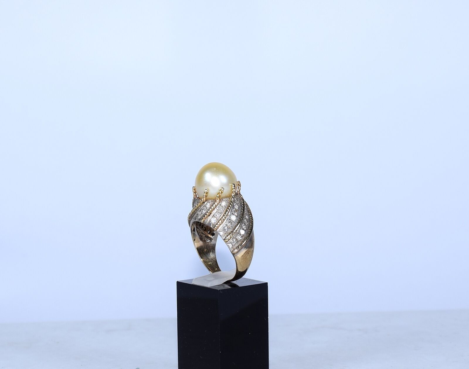Bijoux & Pierres Précieuses