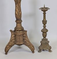 Pique-cierge de forme balustre, sur piètement feuillagé trip… (photo 2)