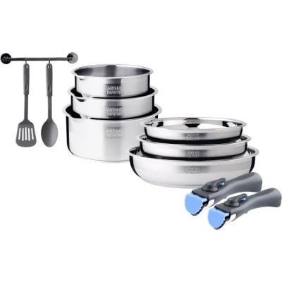 un ensemble de casseroles et poêles en acier inoxydable avec des ustensiles de cuisine