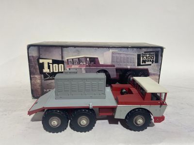 NOREV, Camion Berlier T 100 n°4, cabine avancée, cormpresseu…