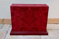 Cabinet ouvrant ouvrant par 7 tiroirs et un vantail. (photo 5)