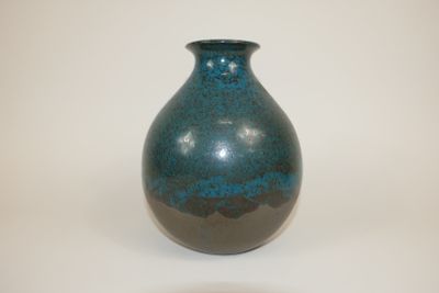 Auguste DELAHERCHE (1857-1940) Vase pansu en grès émaillé br…