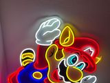 une enseigne au néon représentant un personnage de Mario Bros