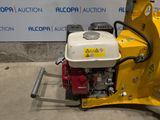 a small machine that is sitting on the ground