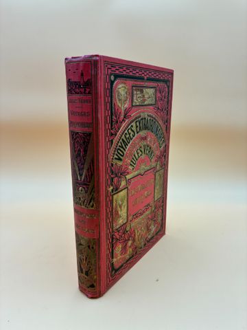 Jules VERNE : Vingt Mille Lieues sous les Mers. Paris, Hachette, ...
