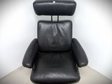 black leather reclining chair with foot rest and foot rest