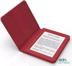 une image représentant un livre rouge ouvert sur une page