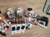 many different items that are on the table