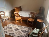 LOT DE MOBILIER comprenant (photo 2)