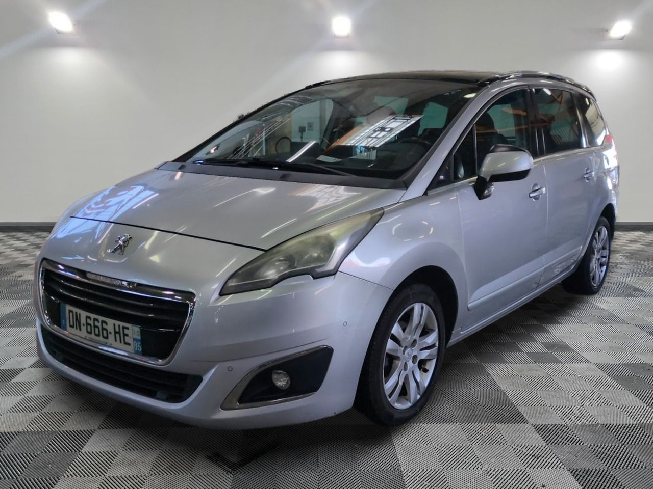PEUGEOT - 5008 1.6 HDI 115CH FAP BVM6 ALLURE 5PL - GO - Mise…