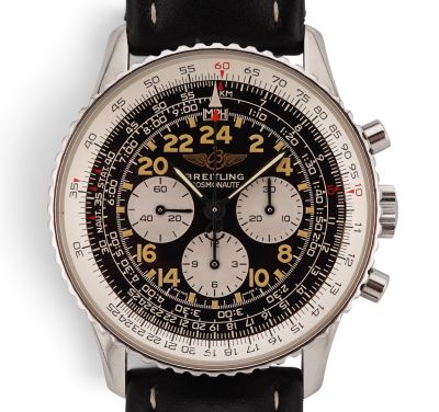 une image d'une montre en gros plan sur fond blanc