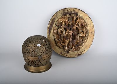 CHINE, fin du XIXe-début XXème siècle. Diffuseur à encens en…