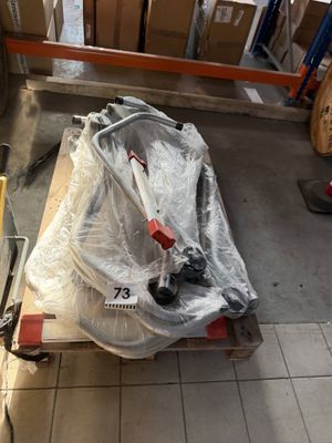 a cart that is sitting in the middle of the floor