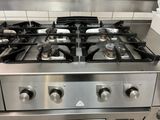 plaque de cuisson en acier inoxydable à quatre feux et quatre feux