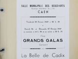 a sign on the wall that says grands galas