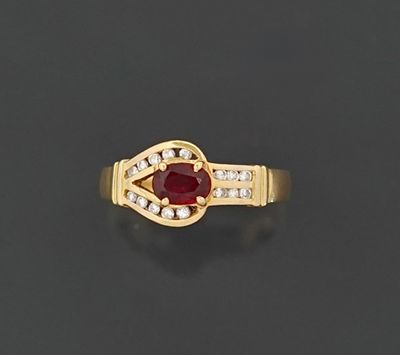 Originale bague en or jaune 18K 750 millièmes centrée d'un r…