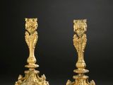 une paire de bougeoirs en bronze doré, XIXe siècle