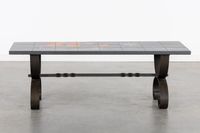Table basse du milieu du siècle, en fer forgé patiné et céra… (photo 4)