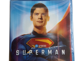 Jaquette du film « Superman » en Blu-ray, représentant un homme vêtu d'un costume de Superman
