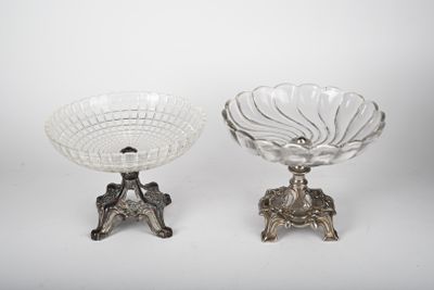 Deux présentoirs dont l'un en cristal et piètement en métal … - Photo 1