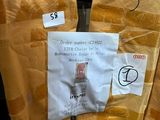 un sac de nourriture emballé dans du plastique