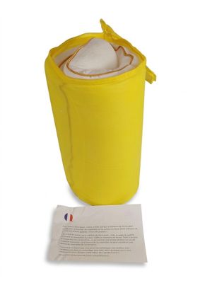 un conteneur jaune contenant un sac blanc
