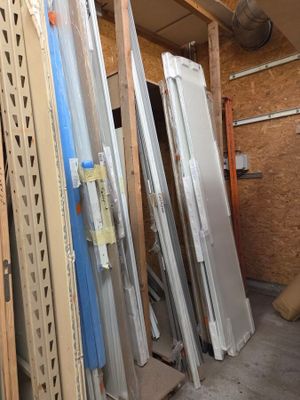 Lot de 10 paires de portes de penderie.